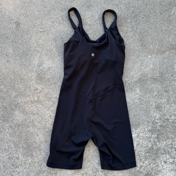 Lululemon Align Onesie 8” preloved activewear active gym yoga size 4 - Picture 3 of 5
